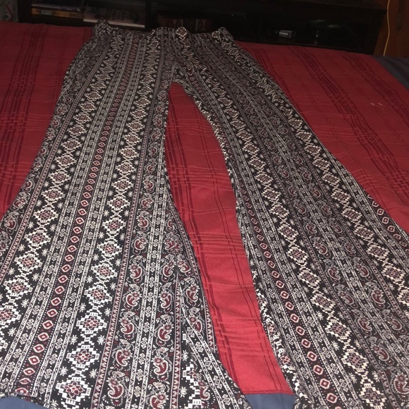 Stretchy pants - Picture 2 of 4